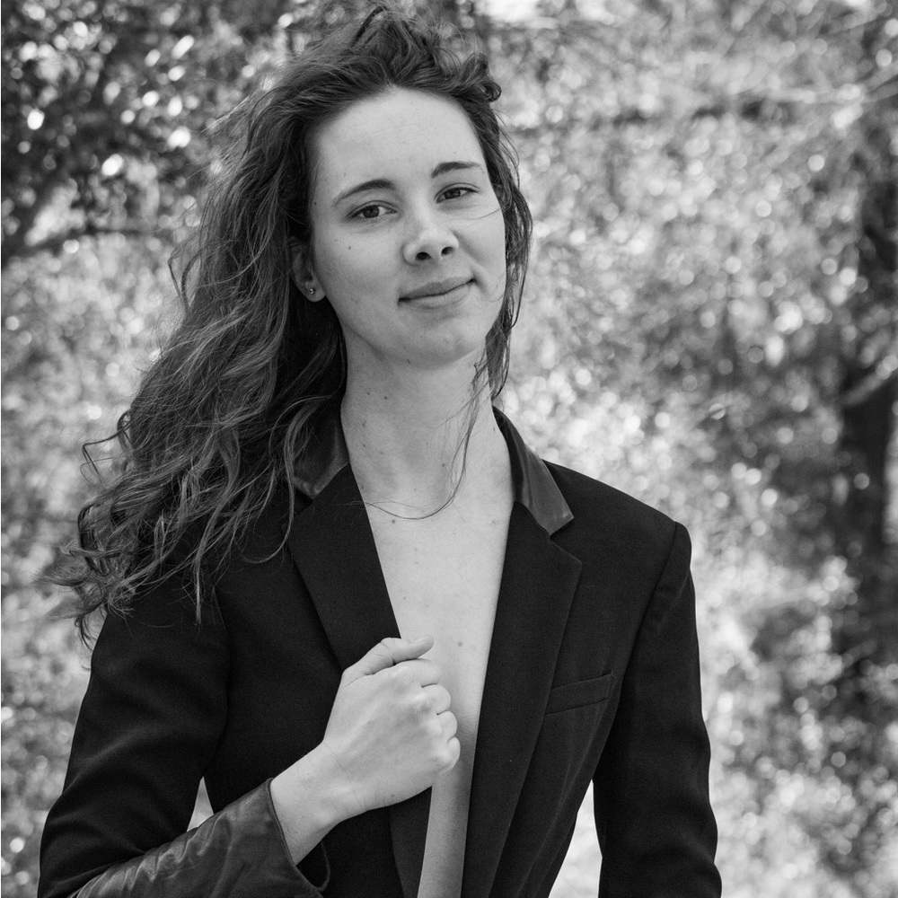 Meet your Posher, Emily
